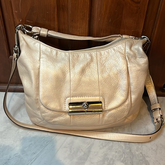 Coach  Kristen 16808 metallic pearl Shoulder bag  Satchel  Crossbody EUC Silver - Picture 1 of 17